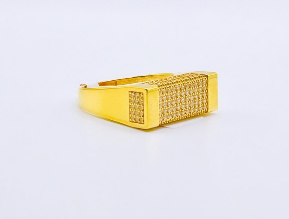 22kt gold men's ring (6.80 gm)