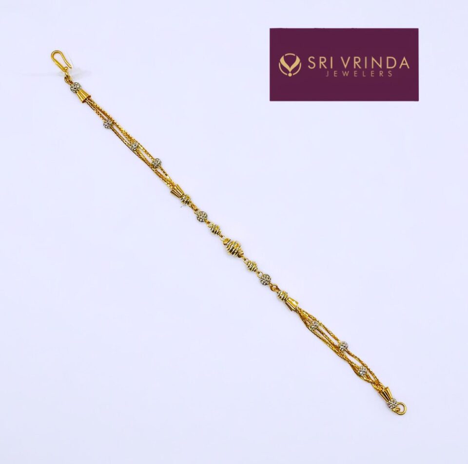 22kt gold women's bracelet(7.0 gm)