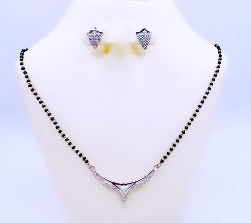 22k gold mangalsutra set (10.70 gm)