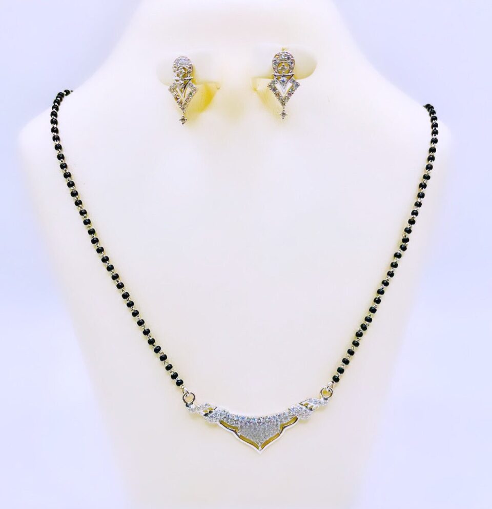 22k gold mangalsutra set (10.40 gm)