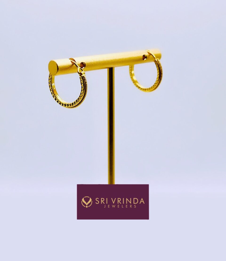 22k gold earrings (3.1 gm)