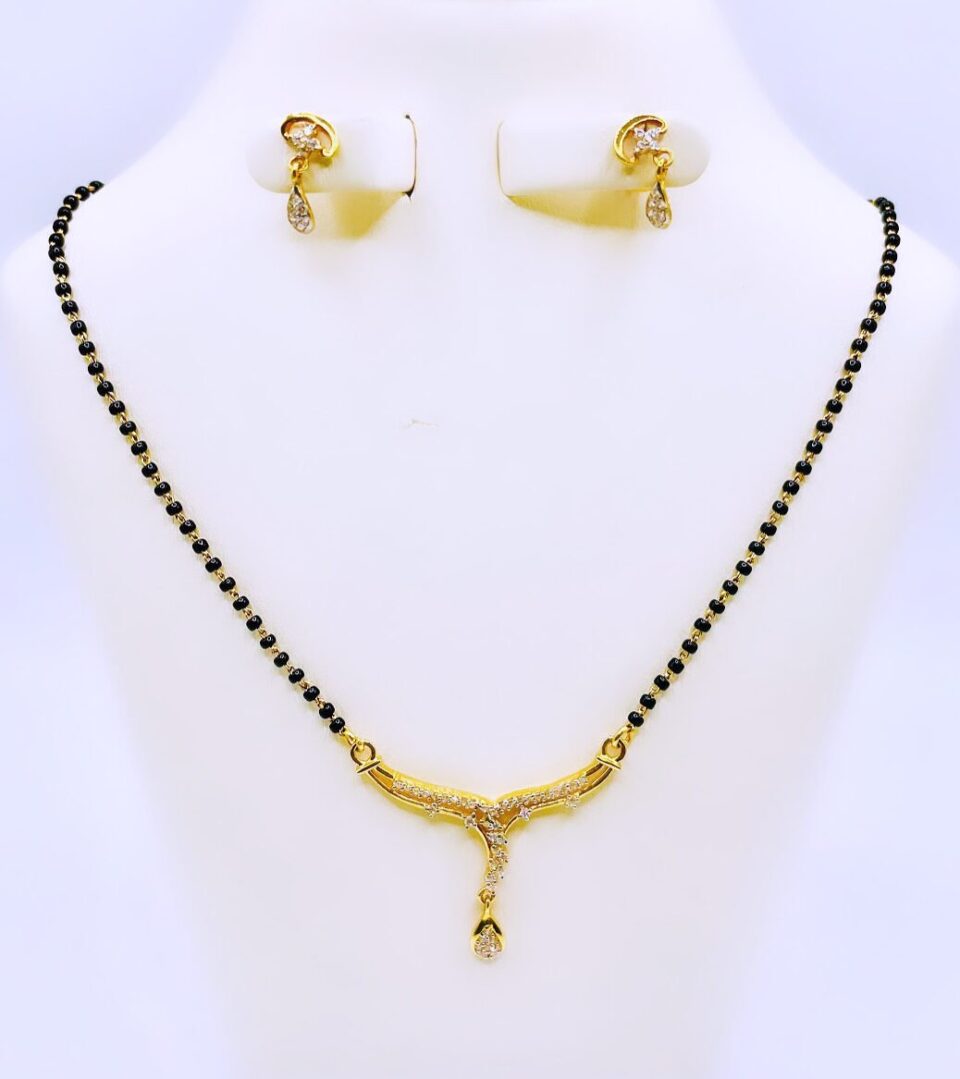 22k gold mangalsutra set (9.80 gm)