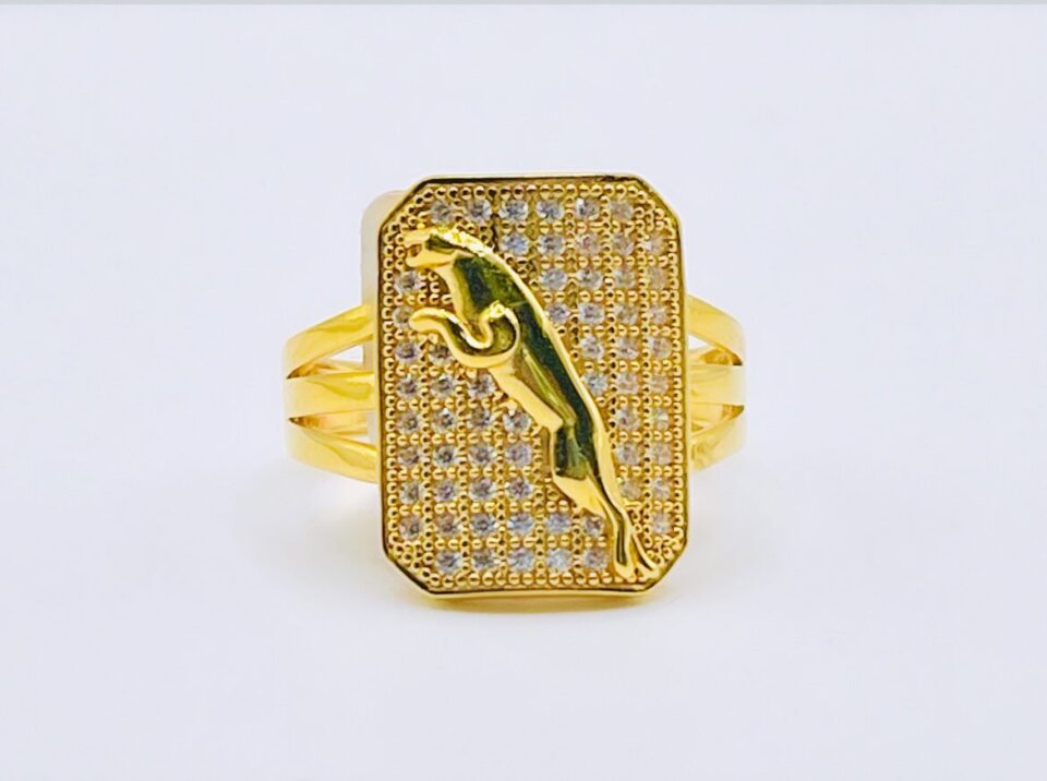 22kt gold men's ring (7.0 gm)