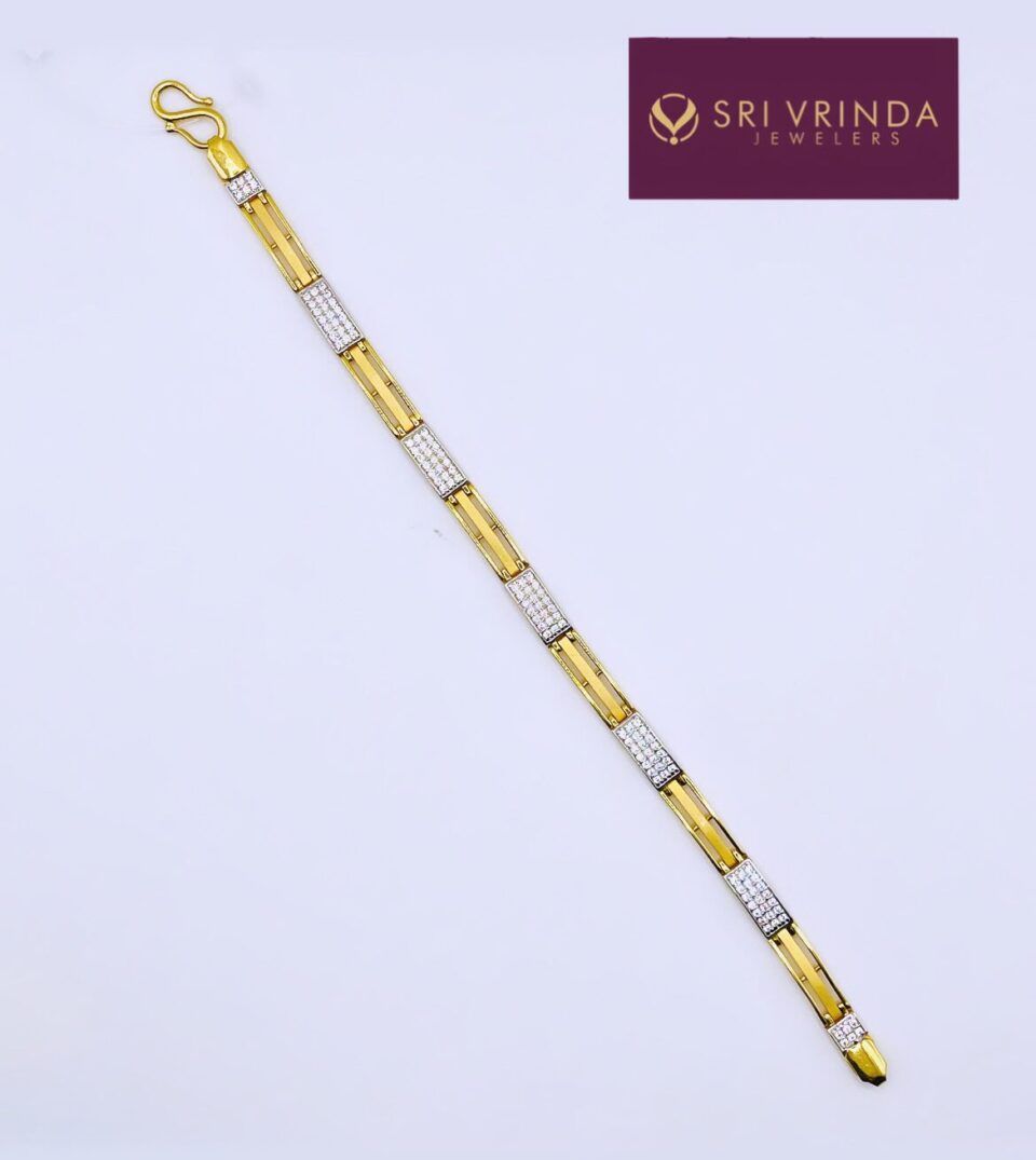 22kt gold men's bracelet(16.7 gm)