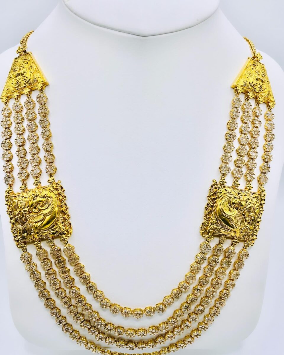uncut diamond set