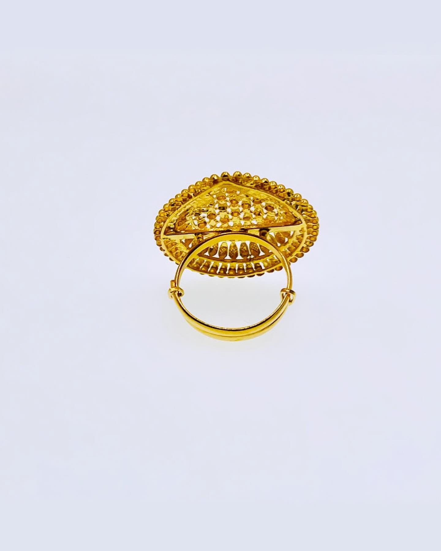 22kt gold ring