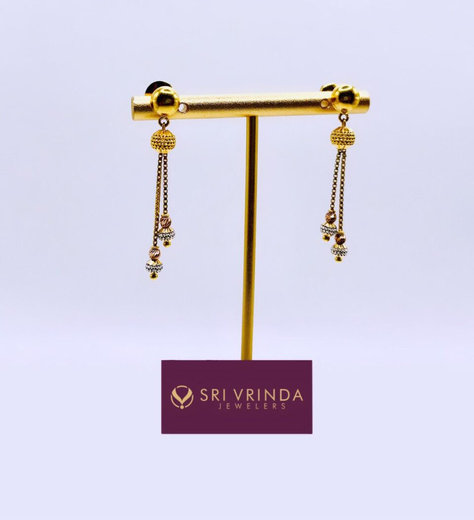 22k gold earrings (6.00 gm)