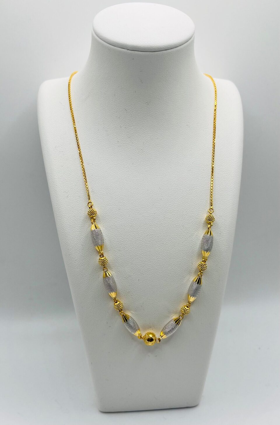 22kt gold two tone necklace