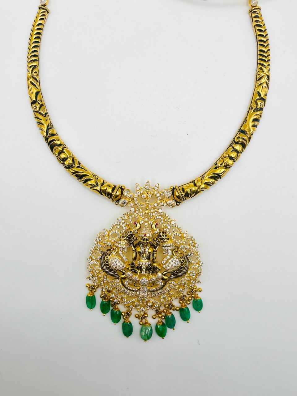 22k antique necklace with laxmi pendant(70.60 gm)