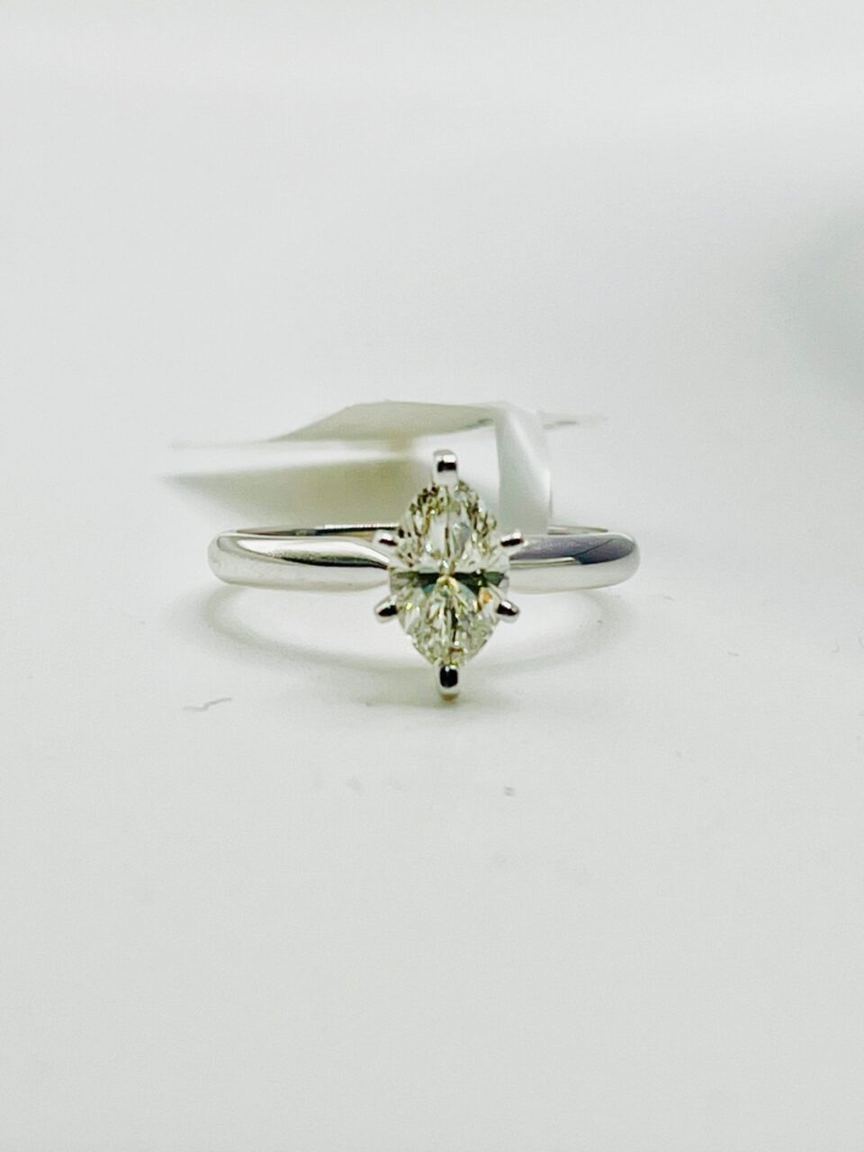 14k diamond ring(2.85 gm)